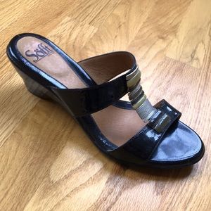 Sofft patent leather wedge sandal
